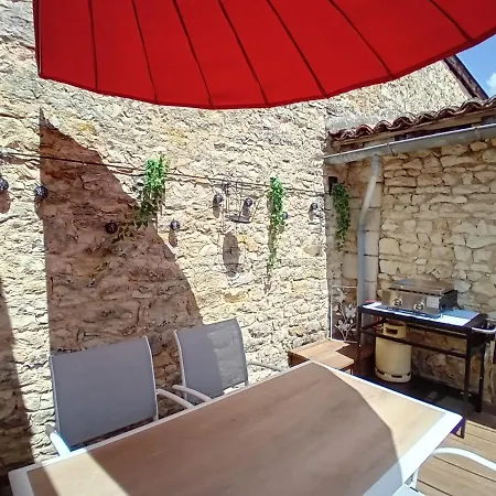 Numero 2 ~ La Petite Maison