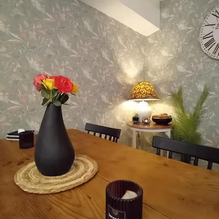 Numero 2 ~ La Petite Maison