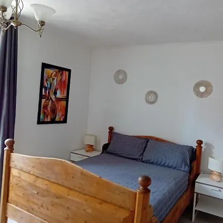 Appartement Numero 2 ~ La Petite Maison