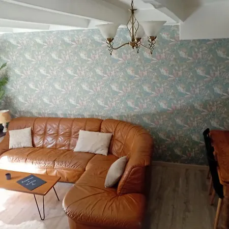 Numero 2 ~ La Petite Maison *