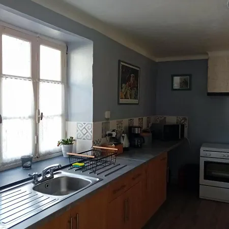 Numero 2 ~ La Petite Maison *