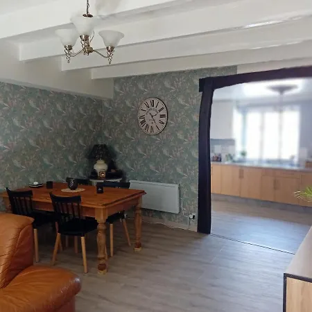 Appartement Numero 2 ~ La Petite Maison Champagne-Mouton